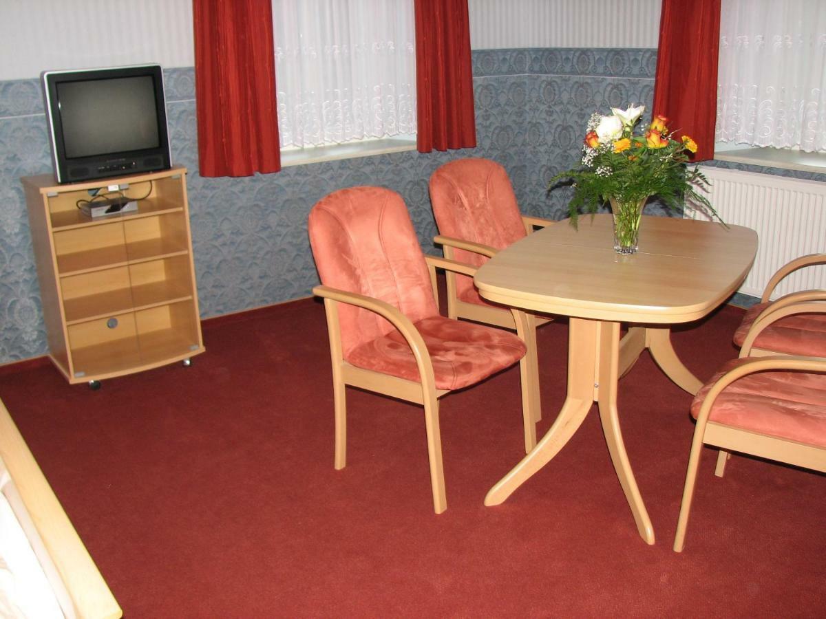 Hotel Garni Dekorahaus Bad Schandau Dış mekan fotoğraf